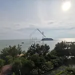 Pd D\'Wharf Duplex 3Br - Full Seaview