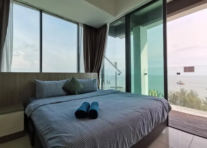 Pd D\'Wharf Duplex 3Br - Full Seaview