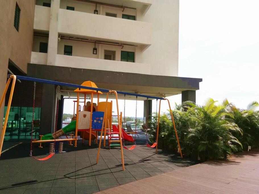 Pd D'wharf Duplex 3br - Full Seaview * Port Dickson